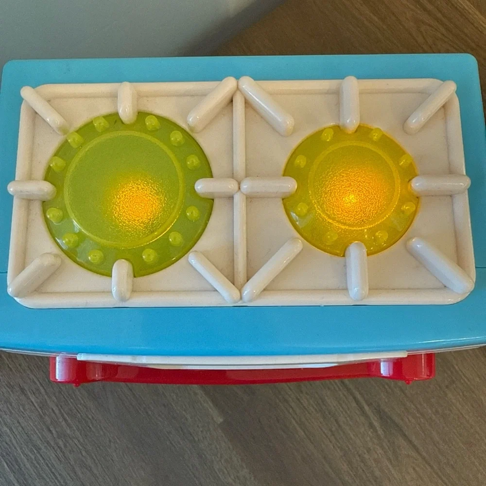Tasty Junior Play Oven Kitchen Toy with Working Lights & Sound Preowned Tested